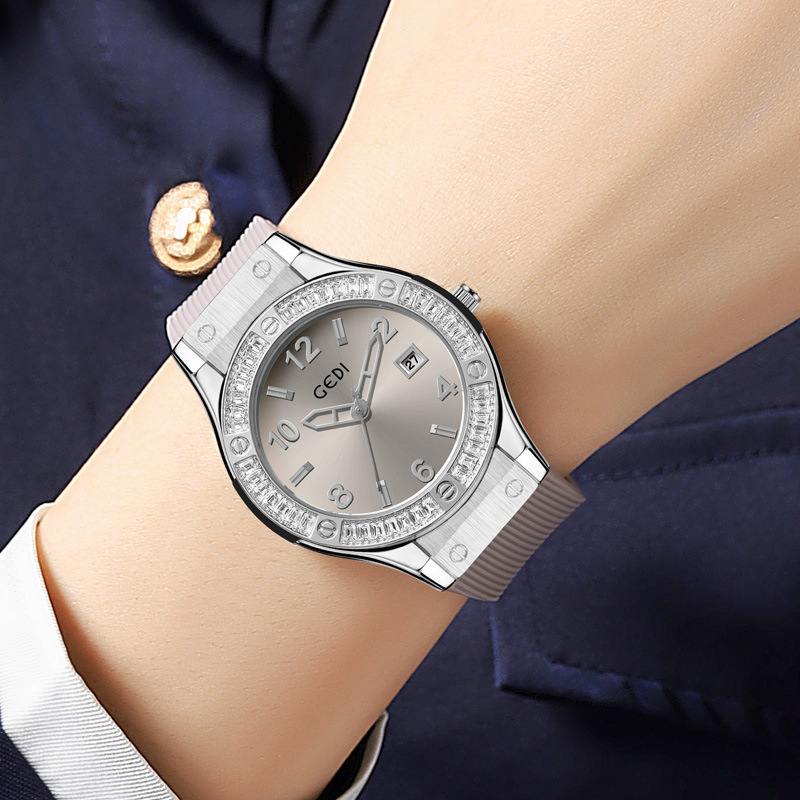 ساعة يد نسائية فاخرة من GEDI م - مراجعة Luxury Watch Women وسعره