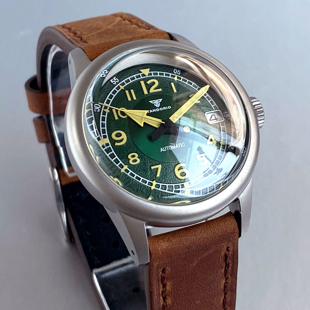 مخصص جديد 36 مللي متر مزدوج ال - مراجعة Automatic Pilot Watch وسعره