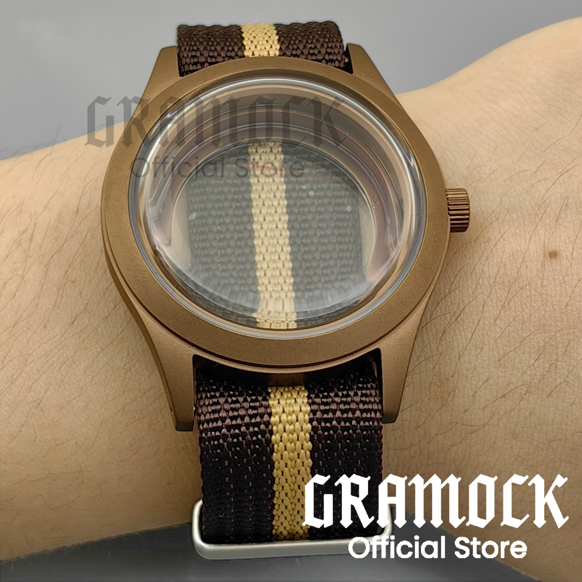 GRAMOCK 39 مللي متر ساعة الحال - مراجعة Exhibition Caseback وسعره