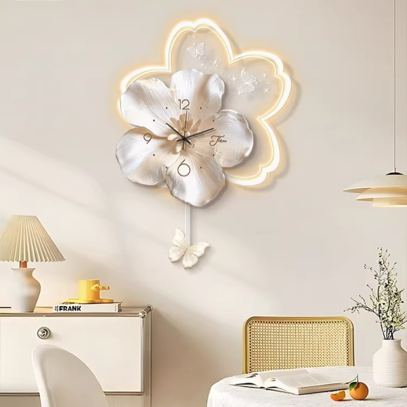 ساعة حائط رقمية LED لغرفة المع - مراجعة Luxury Watch House وسعره