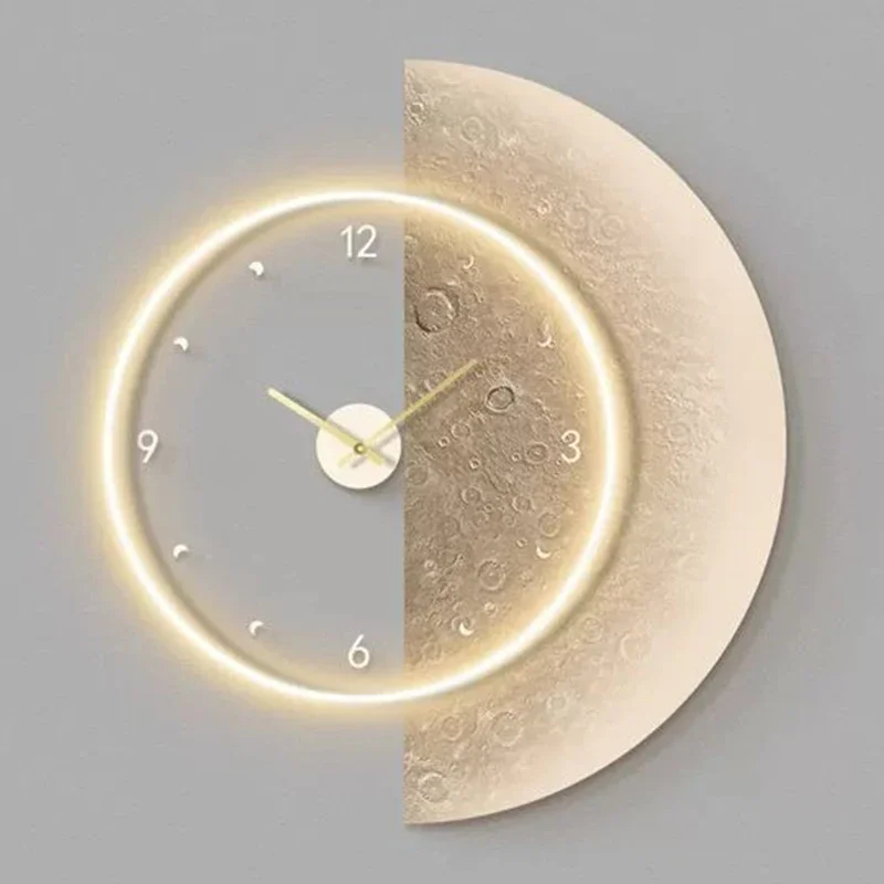 ساعة حائط فاخرة حديثة بإضاءة L - مراجعة Luxury Watch House وسعره
