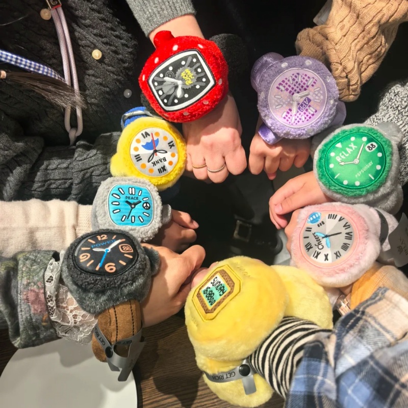 【متوفر】ساعة Pop Sunday الأصلية - مراجعة Luxury Watch Safe وسعره