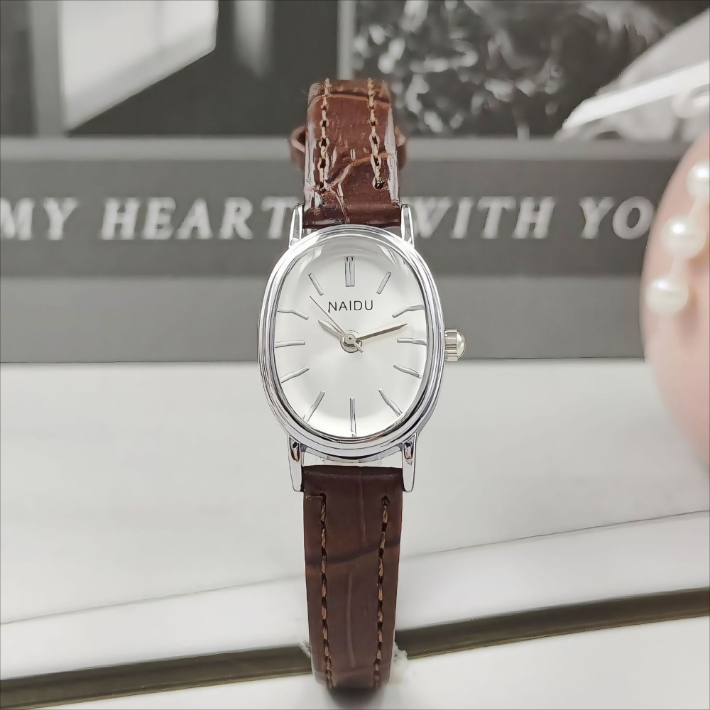 أزياء العلامة التجارية النساء  - مراجعة Luxury Watch Women وسعره