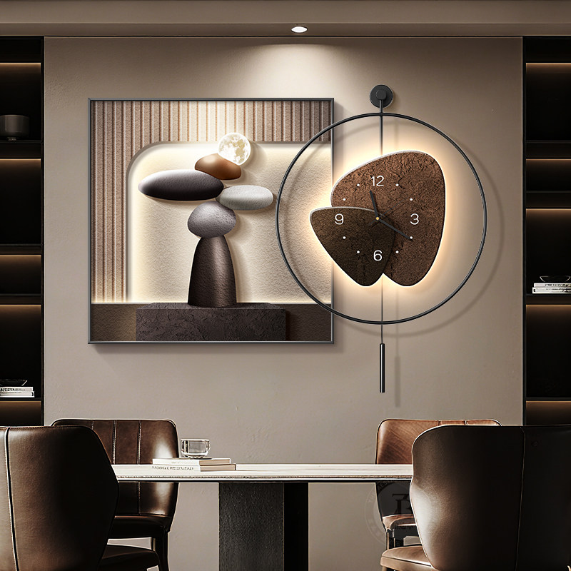 Godinnik على ساعة الحائط ديكور - مراجعة Luxury Watch House وسعره
