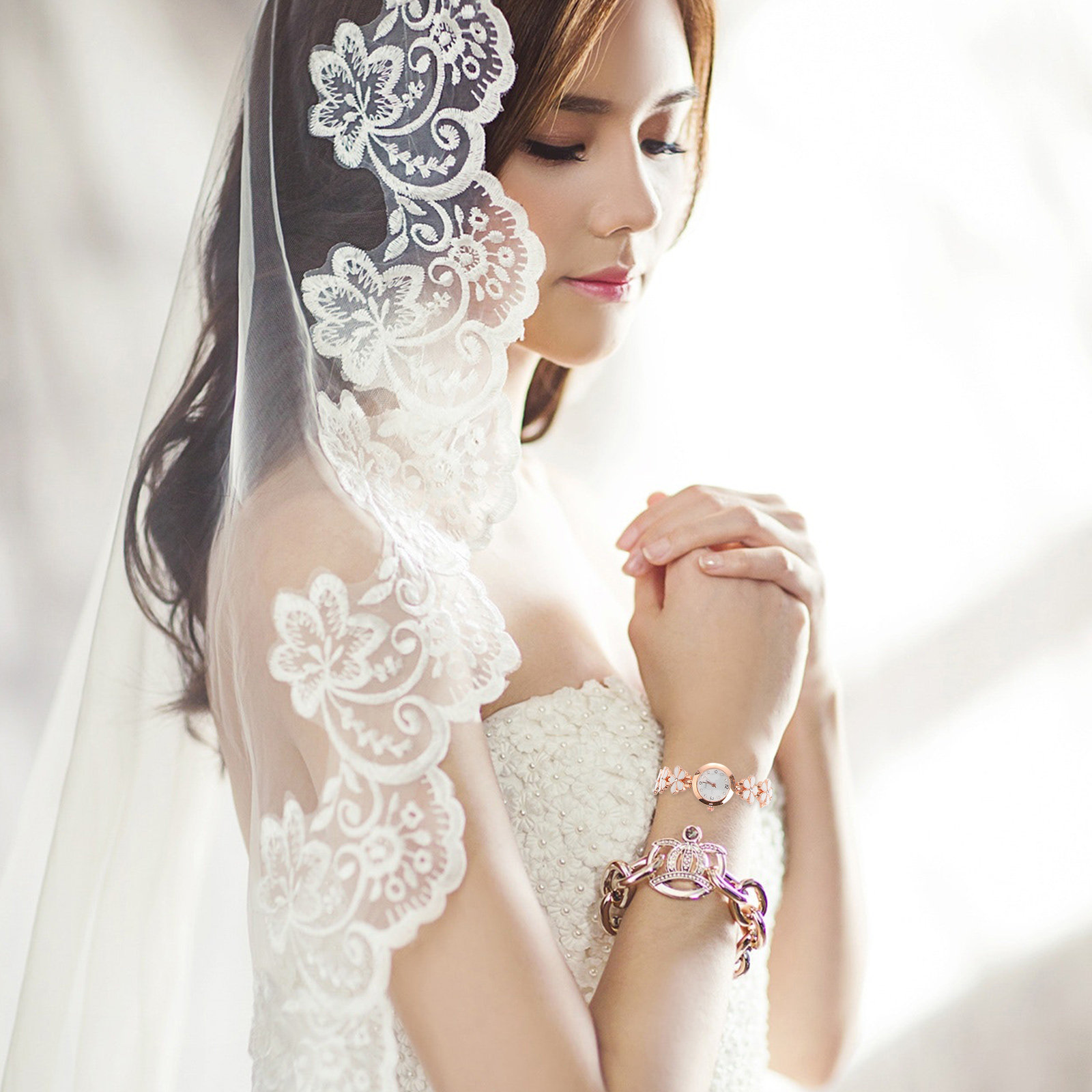 ساعة يد أنيقة من الكوارتز الكر - مراجعة Luxury Watch Women وسعره