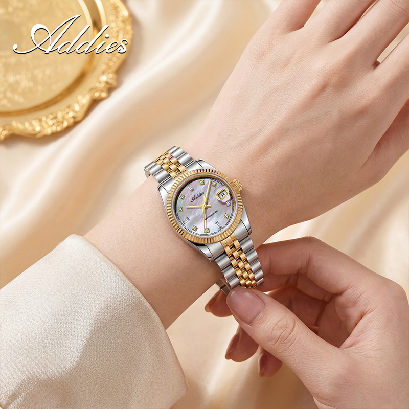 ساعات نسائية كوارتز من ADDIES  - مراجعة Luxury Watch & Jewellery وسعره
