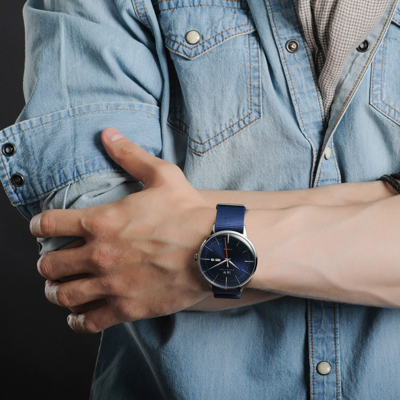 ساعة أوتوماتيكية رجالية فاخرة  - مراجعة Luxury Watch Investment وسعره