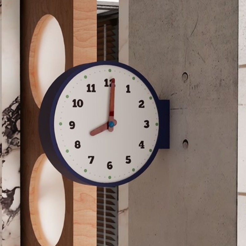ساعة حائط مزدوجة الوجه للزوايا - مراجعة Luxury Watch House وسعره